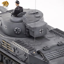 Laden Sie das Bild in den Galerie-Viewer, HOOBEN 1/16  TigerP Tiger Porsche RC Tank KIT 6604