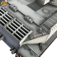 Laden Sie das Bild in den Galerie-Viewer, HOOBEN 1/16  TigerP Tiger Porsche RC Tank KIT 6604