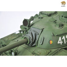 Laden Sie das Bild in den Galerie-Viewer, Hooben Full Set 1/16 RC Motorized Tank Kit T55A Russian Medium TANK With Metal Gearbox , Metal Barrel,Metal Sprocket / Idler 6602