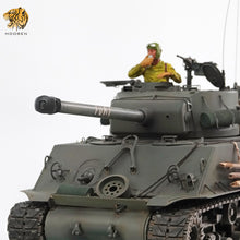 Laden Sie das Bild in den Galerie-Viewer, HOOBEN 1/10 M4A3E8 Fury Sherman Master Camouflage RTR 6620