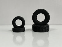 Afbeelding in Gallery-weergave laden, Rubber tires for all hooben wheeled armored vehicles
