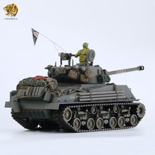 Laden Sie das Bild in den Galerie-Viewer, HOOBEN 1/16 US FURY M4A3E8 Sherman Medium Tank 6603
