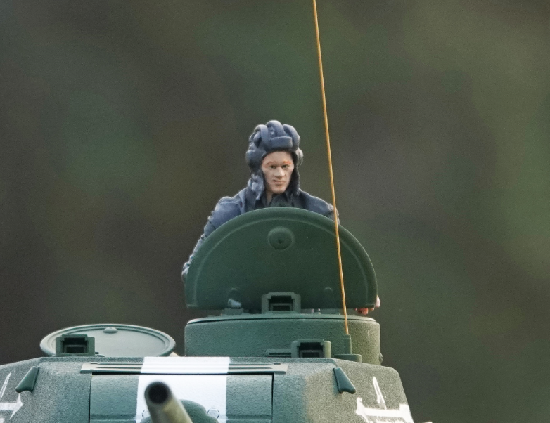 Hooben Figure for 1/10 and 1/16 Tanks