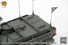 Laden Sie das Bild in den Galerie-Viewer, HOOBEN 1/16 M1126 Infantry Carrier Vehicle Armored Car Tank Model
